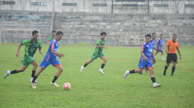 Sekda Agam Apresiasi Sportivitas Peserta Turnamen Sepak Bola Antar Daerah