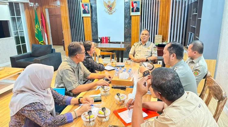 Pemkab Dharmasraya Perjuangkan Modernisasi Pertanian Melalui Bantuan Pemerint