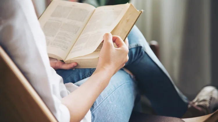 Tak Sekadar Menambah Wawasan, Ini Beragam Manfaat Membaca Buku bagi Kehidupan