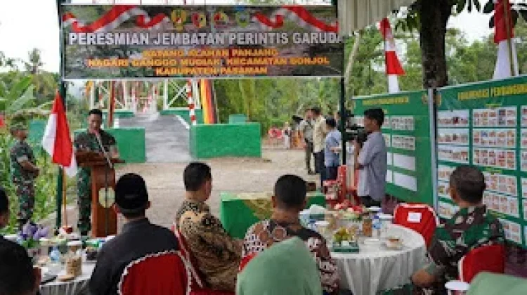 Senyum di Ujung Jembatan: Asa Baru Warga Kampung Alai