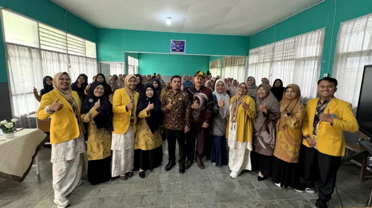 UNP Bekali Guru Alahan Panjang Kembangkan Mitigasi Bencana lewat Buku Cerita