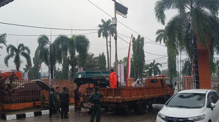 BPBD Sumbar Bantu Proses Evakuasi Bencana Banjir Padang