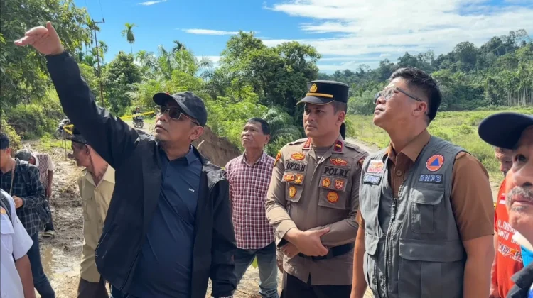 Pemkab Padang Pariaman Siapkan Trase Jalan Baru Tangani Longsor di Aur Malintang