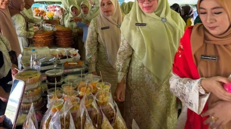 TP PKK Pasaman Barat Gelar Pertemuan Bulanan dan Pameran Usaha