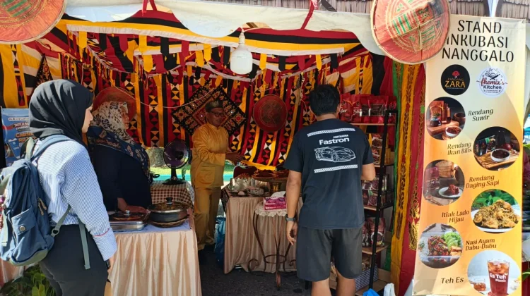 Hari Pertama Padang Gastronomy Market, Omzet UMKM Meningkat