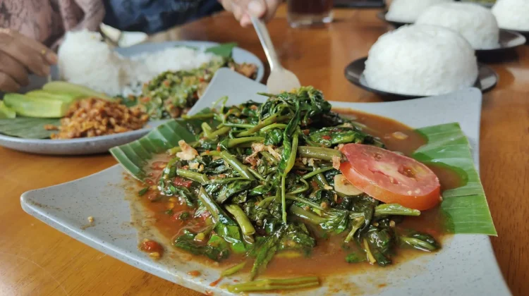 Olahan Kangkung, Menu Sederhana yang Kaya Cita Rasa