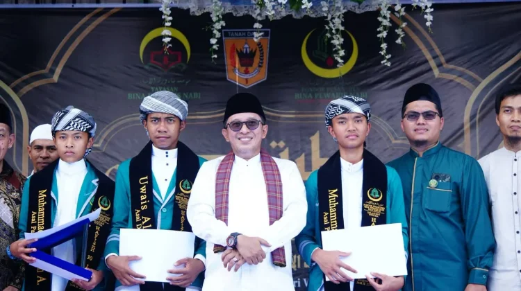 Bupati Apresiasi Ponpes Bina Pewaris Nabi Dukung Progul Pemkab Tanah Datar