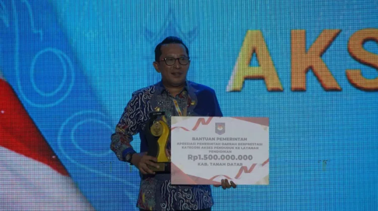 Tanah Datar Raih Terbaik II Regional Sumatera Bidang Pendidikan