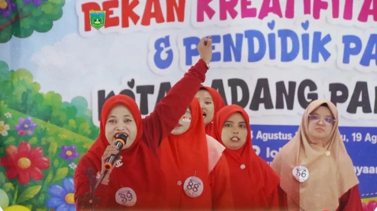 Lupa Lirik hingga Deg-degan Hiasi Lomba Sambung Lagu Guru PAUD