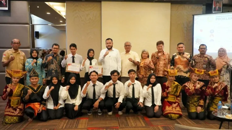Sebanyak 13 Peserta Padang Siap Berangkat Kerja ke Jepang dan Turki