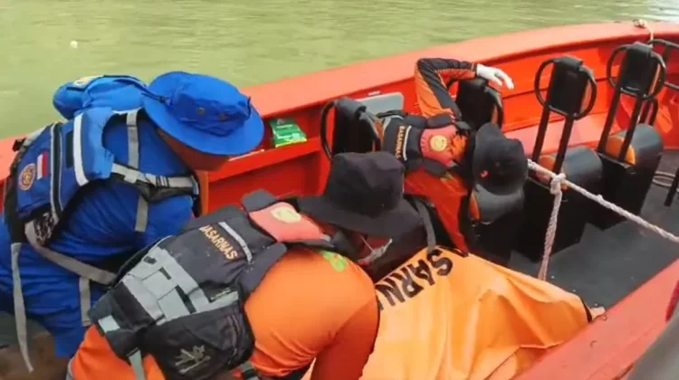 Korban Tenggelam di Sungai Batang Arau Ditemukan Meninggal Dunia