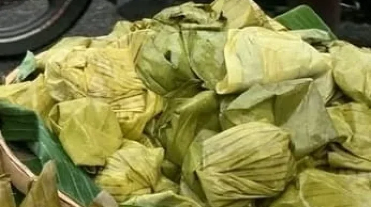 Lapek Bugih Rang Pasisia, Dari 100 Lapek Bugih Kini Produksi Ribuan Setiap Hari