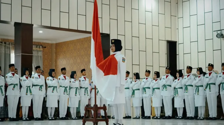 Solok Selatan Kukuhkan Paskibraka untuk Upacara HUT Kemerdekaan