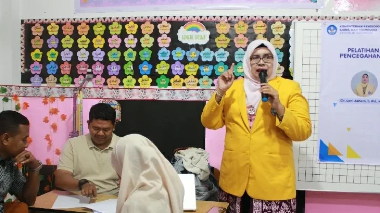 UNP Latih 28 Guru Kuasai Pembelajaran Mendalam berbasis STEAM