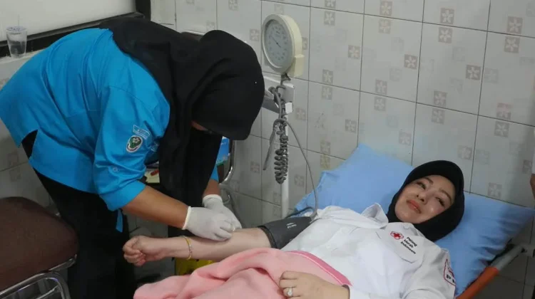 Donor Darah Wujud Gotong Royong Warga Padang Panjang