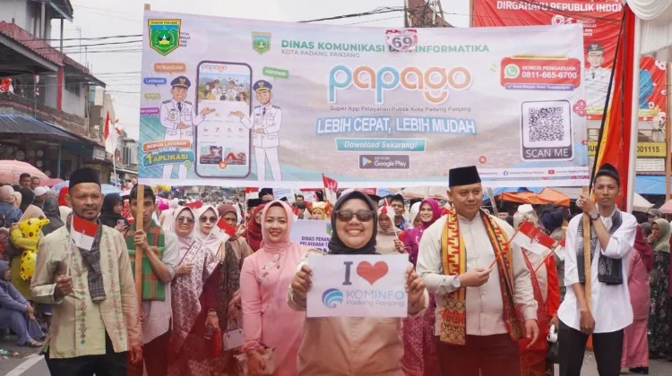 ASN Unjuk Kreativitas dalam Pawai Alegoris HUT ke-81 RI