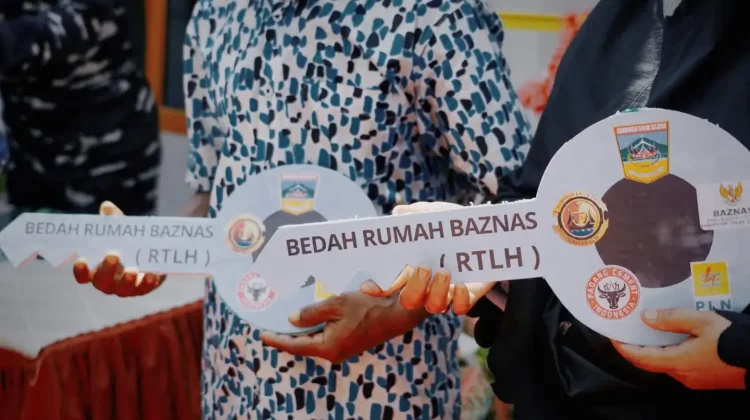 Kodaeral II dan Pemkab Solok Selatan Selesaikan Bedah 11 Rumah
