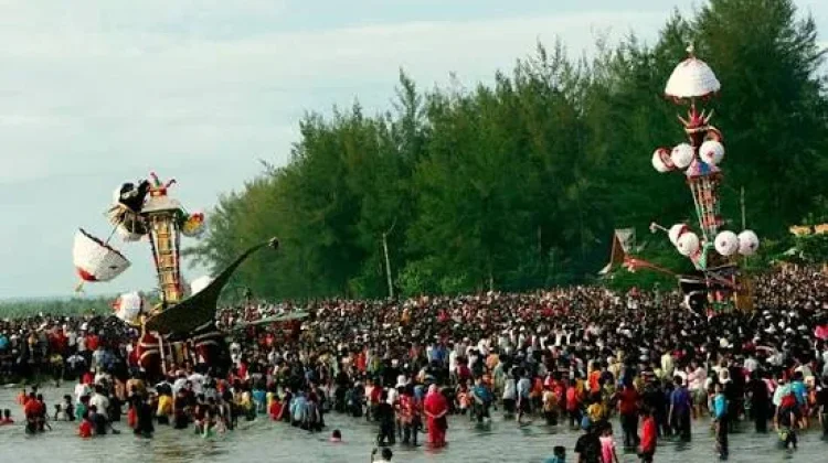 Tabuik Piaman, Tradisi Tahunan yang Tak Pernah Kehilangan Pesona
