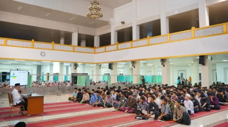 Subuh Mubarakah Unand Bentuk Karakter Mahasiswa Asrama