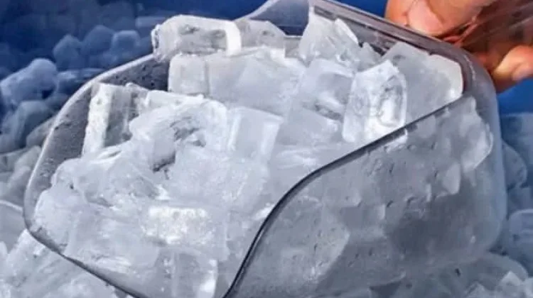 Usaha Es Kristal, Peluang Bisnis Menjanjikan di tengah Tingginya Permintaan