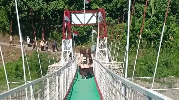 Jembatan Garuda: Mengembalikan Nutrisi yang Hilang di Piring Makan Rumah Gadang