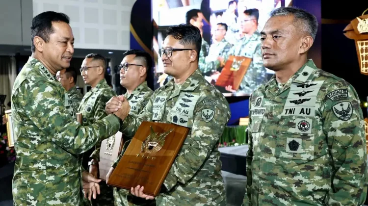 Danlanud Sutan Sjahrir Terima Penghargaan Kasau Awards 2026