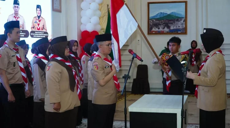 Kwarcab Padang Panjang Pertama Lantik Pengurus Saka POM