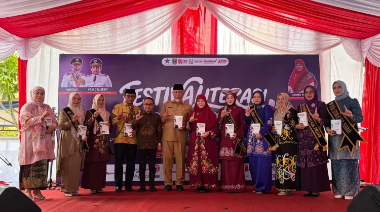 Mahyeldi Buka Festival Literasi Daerah Sumbar 2026