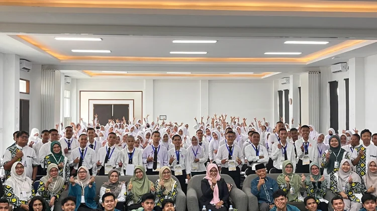 Tenaga Kefarmasian Dituntut Adaptif Hadapi Tantangan Kesehatan Modern