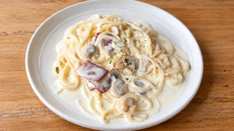 Spaghetti Carbonara, Sajian Pasta Creamy yang Mudah Menggugah Selera