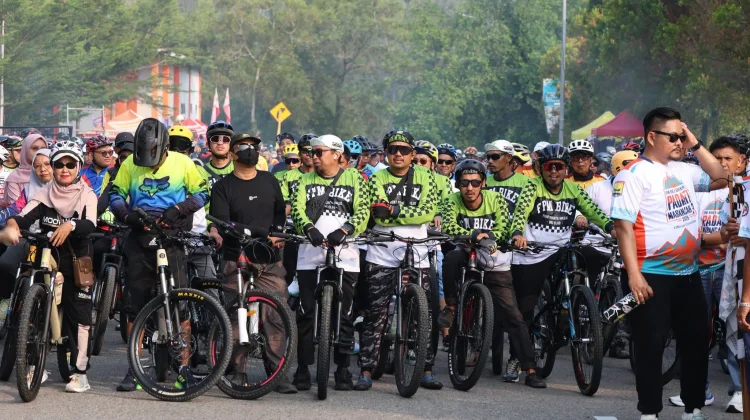 Sebanyak 1.500 Pesepeda Meriahkan Fun and Adventure Padati Marancah Pariaman