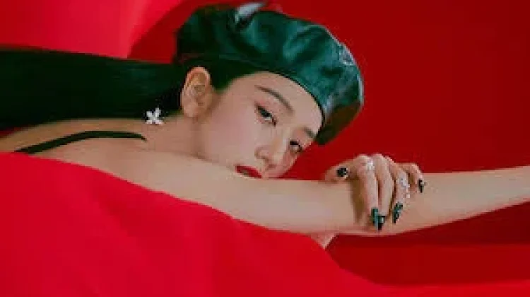 Alasan Jisoo Blackpink Mantap Bersolo Karier lewat Agensi Sendiri