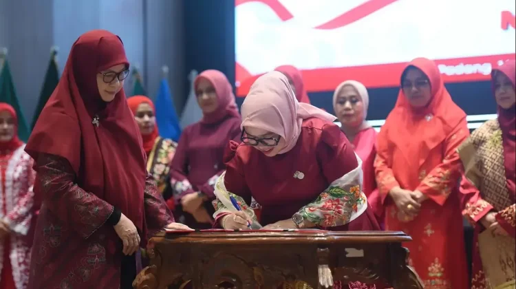 Nedia Fitri Benny Dwifa Pimpin SOIna Sijunjung Masa Bakti 2026-2030
