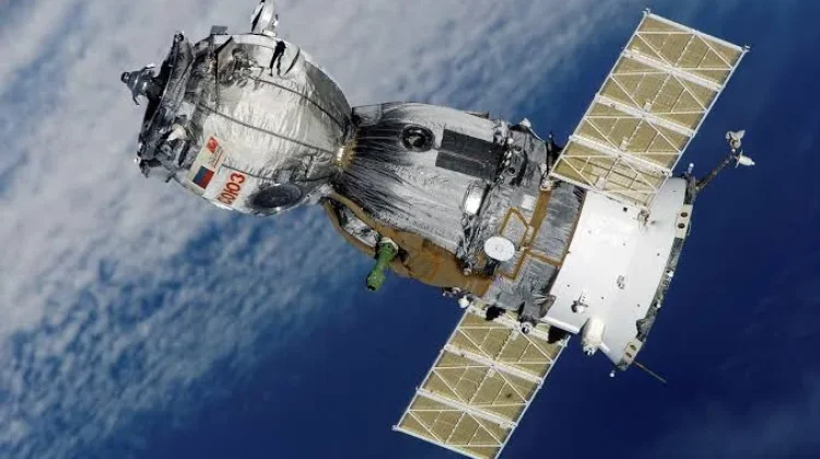 Menguak Fungsi Unik Satelit Buatan yang Jarang Diketahui Publik