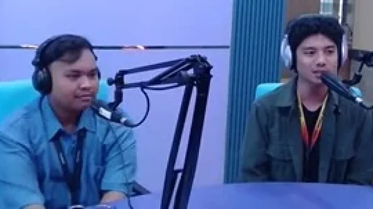 Serunya Menjadi Penyiar Radio