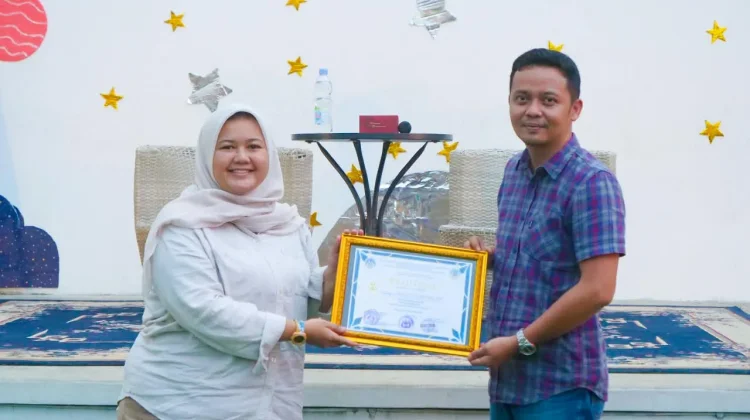 Kominfo Padang Ingatkan Mahasiswa Bijak Bermedia Digital