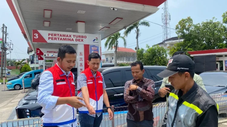 Pertalite Dikeluhkan, Ombudsman Cek Langsung SPBU Gunung Pangilun