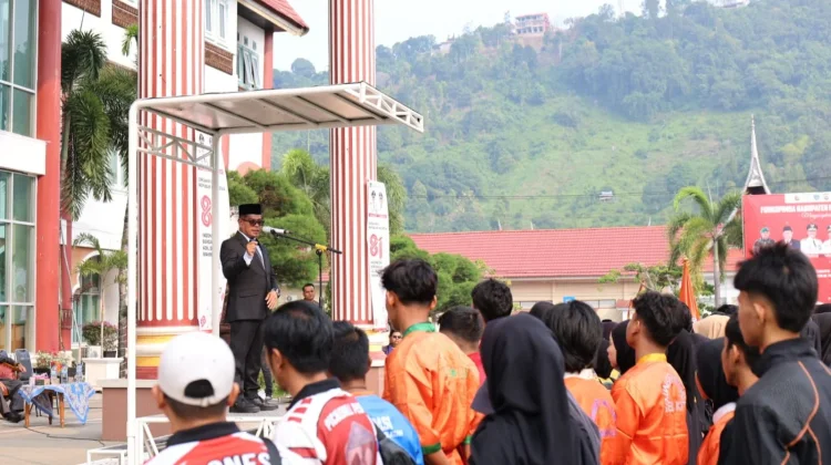 Risnaldi Lepas Atlet Pesisir Selatan Berlaga di Porprov 2026