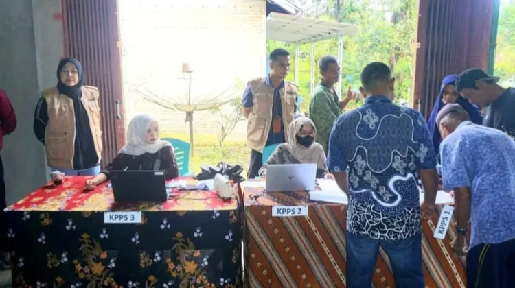 Pemilih Wali Nagari di Gunung Tuleh Menggunakan E-Voting Lancar