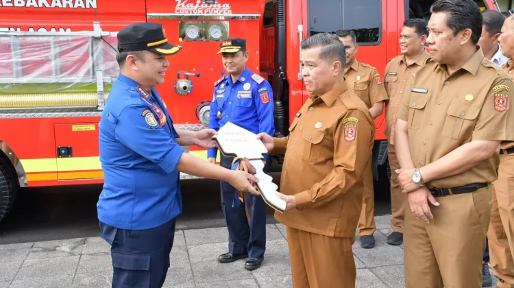 Pemkab Agam Tambah Dua Unit Armada Pemadam Kebakaran Baru