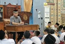Kasatpol PP Padang Buka Pesantren Ramadan di Pengambiran