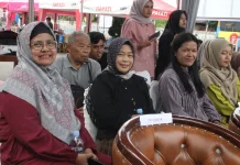 DWP LPP RRI Padang Berbagi Takjil di Jalanan Awal Maret