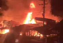 12 Toko Pasar Sore Pessel Habis Terbakar