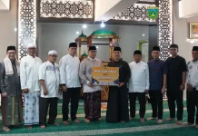 TSR Padang Panjang Serentak Kunjungi Masjid dan Musala Salurkan Hibah Puluhan Jut