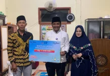 Tim Safari Ramadan Pasbar Serahkan Bantuan Masjid Baruh Baitul Makmur Bandarejo