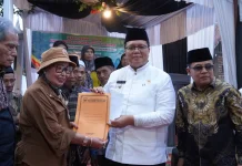 Pemda Tanah Datar Terima Hibah Tanah Keluarga Doni Oskaria untuk Sekolah Rakyat
