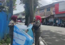 Satpol PP Damkar Padang Panjang Masih Tertibkan Baliho Rusak dan Tak Berizin