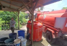 BPBD Padang Intensifkan Penyaluran Air Bersih untuk Warga Terdampak Bencana