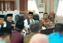 Gubernur Mahyeldi Dorong Solsel Gerakkan Pembangunan Ekonomi Daerah