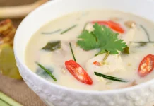 Menjelajahi Ragam Takjil Khas Malaysia yang Menghiasi Meja Berbuka Puasa